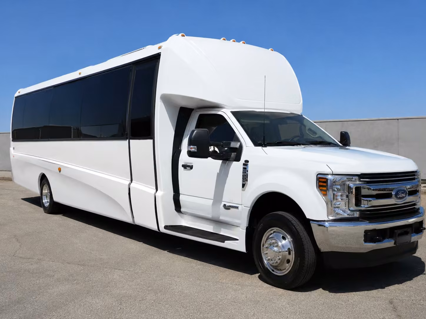 20 passenger minibus