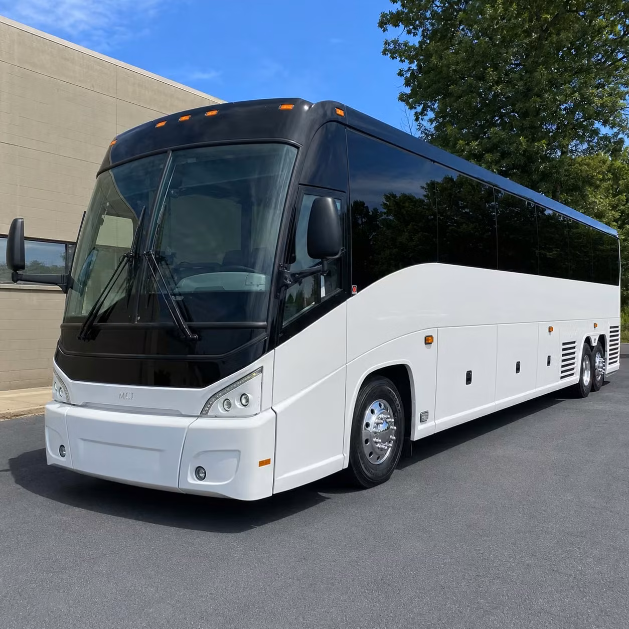 ada accessible and specialty vehicle options for government and military groups in surprise