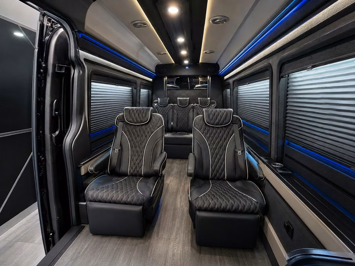 busrentalsurprise com is here for corporate groups sports teams and travel parties of all sizes