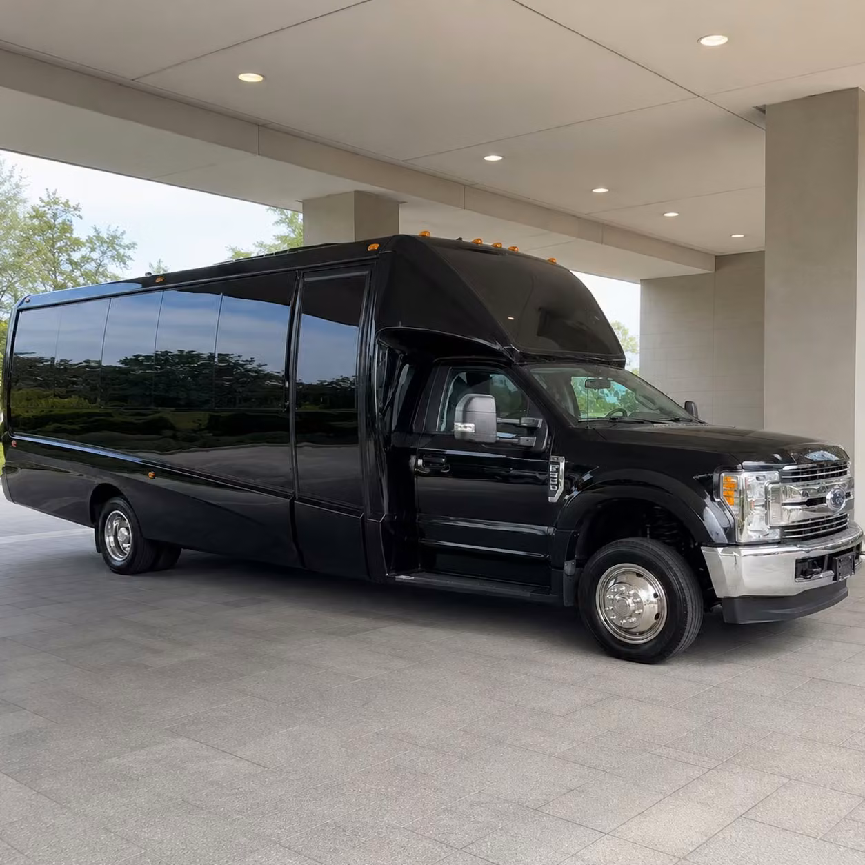 party buses for concerts at ak chin pavilion and talking stick resort amphitheatre