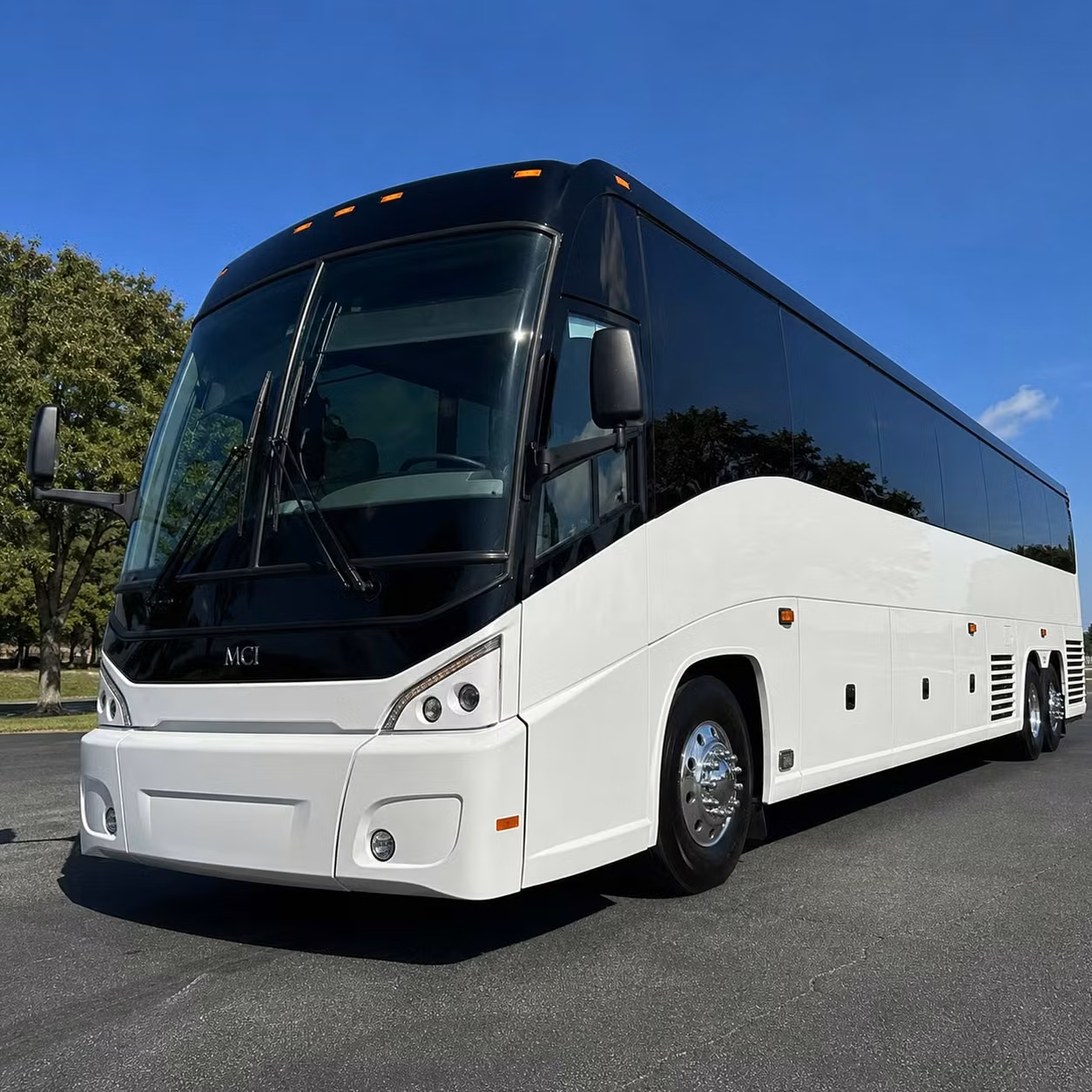 sedona and flagstaff retreats long distance bus rentals for corporate groups and private tours